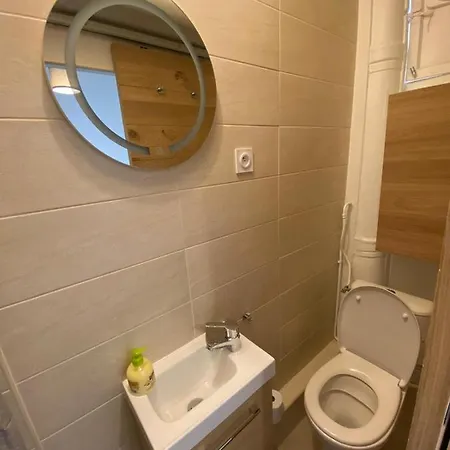 Cozy Apartment In The Heart Of Paris Διαμέρισμα *